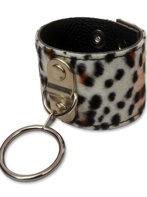 Natural leopard print O-ring wrist cuff made from faux fur and black PU leather, shown flat and fastened, with adjustable press studs and a large silver metal ring.